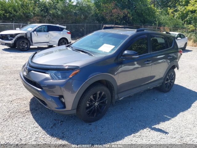 Photo 1 VIN: 2T3RFREV5JW810171 - TOYOTA RAV4 