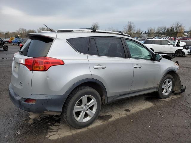 Photo 2 VIN: 2T3RFREV6DW027431 - TOYOTA RAV4 