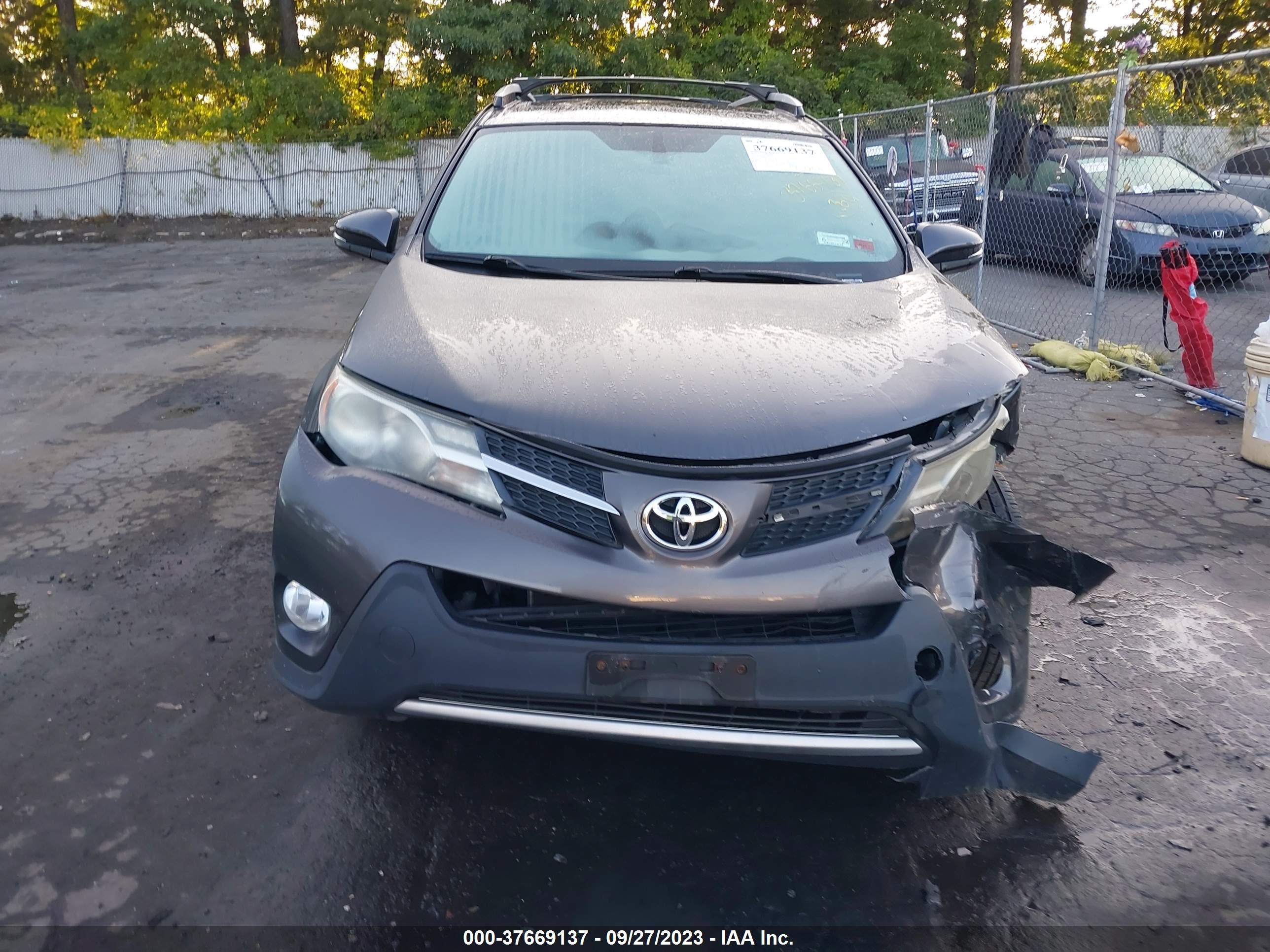 Photo 11 VIN: 2T3RFREV6EW169554 - TOYOTA RAV 4 