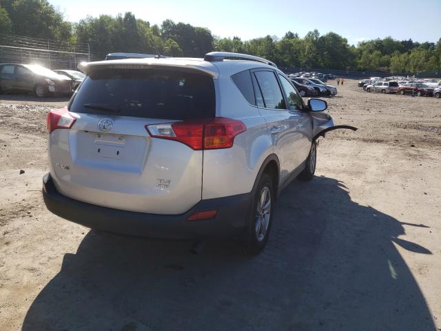 Photo 3 VIN: 2T3RFREV6FW239605 - TOYOTA RAV4 XLE 