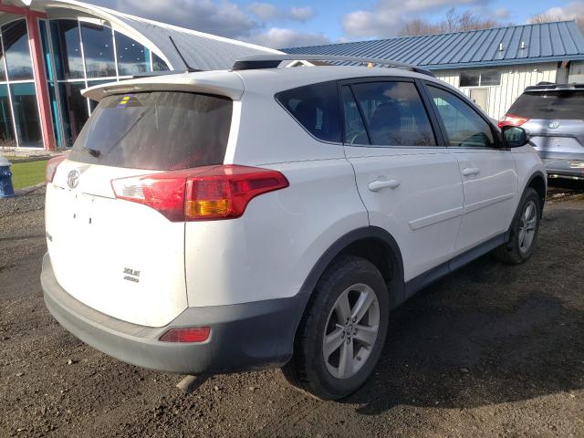 Photo 3 VIN: 2T3RFREV6FW263970 - TOYOTA RAV4 XLE 