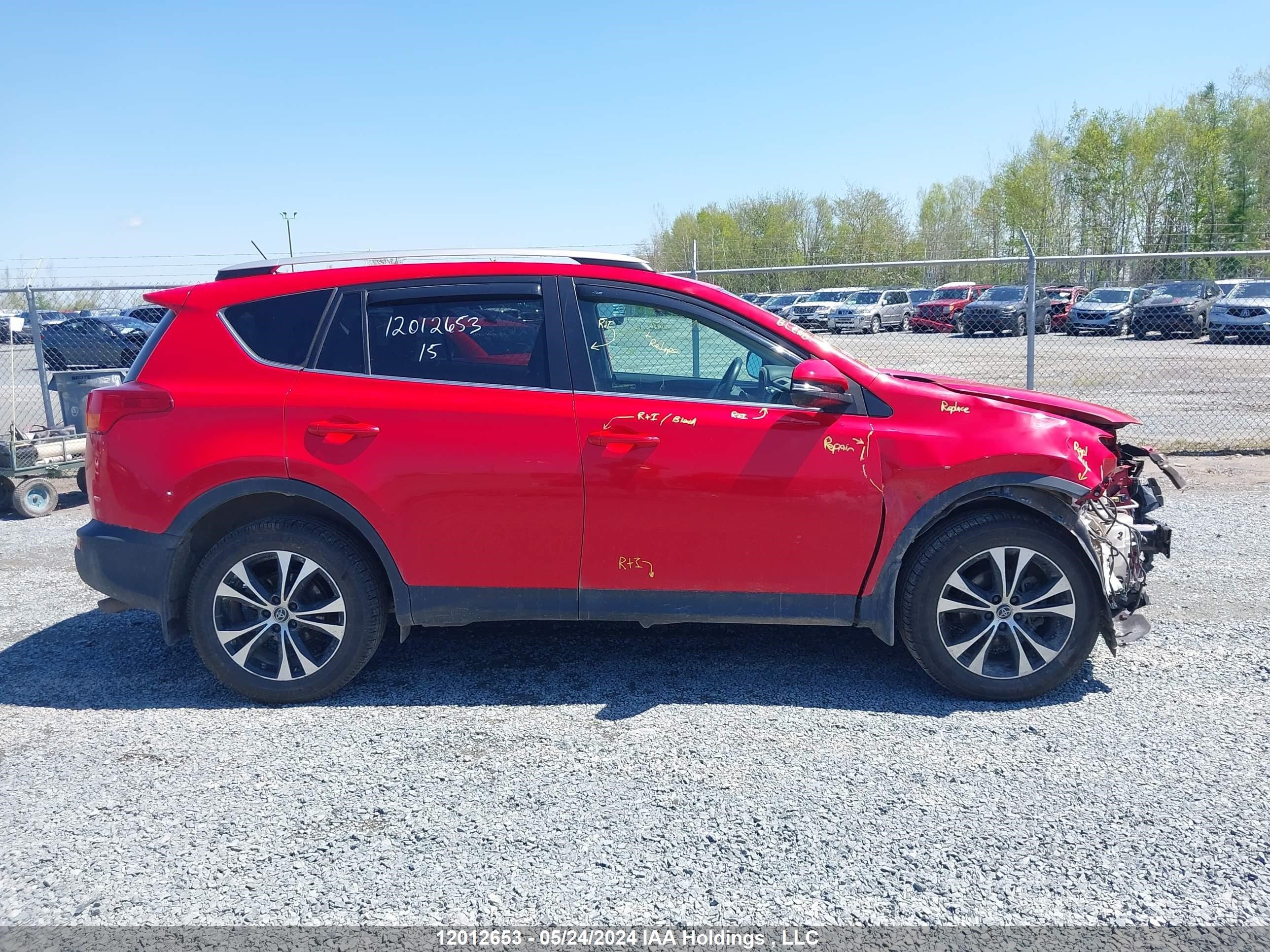 Photo 13 VIN: 2T3RFREV6FW267193 - TOYOTA RAV 4 