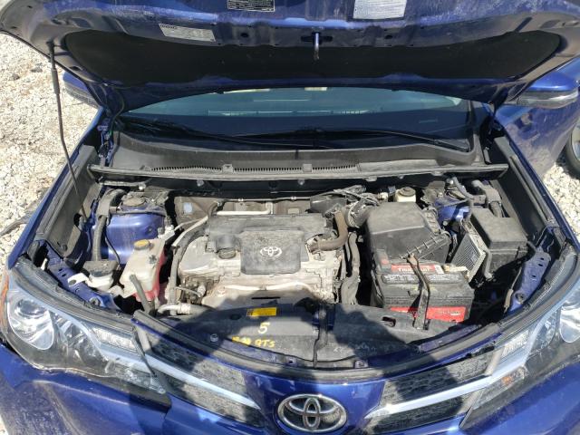 Photo 6 VIN: 2T3RFREV6FW282311 - TOYOTA RAV4 XLE 