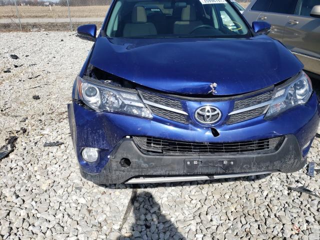 Photo 8 VIN: 2T3RFREV6FW282311 - TOYOTA RAV4 XLE 