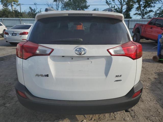 Photo 5 VIN: 2T3RFREV6FW321446 - TOYOTA RAV4 XLE 