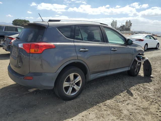 Photo 2 VIN: 2T3RFREV6FW332804 - TOYOTA RAV4 XLE 