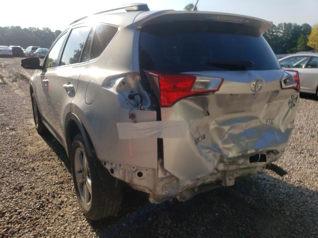 Photo 2 VIN: 2T3RFREV6FW342586 - TOYOTA RAV4 XLE 