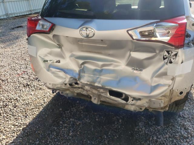 Photo 8 VIN: 2T3RFREV6FW342586 - TOYOTA RAV4 XLE 