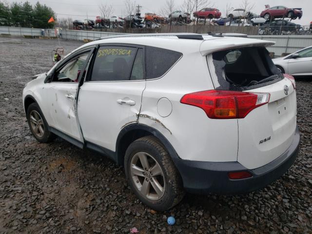 Photo 2 VIN: 2T3RFREV6FW393831 - TOYOTA RAV4 XLE 