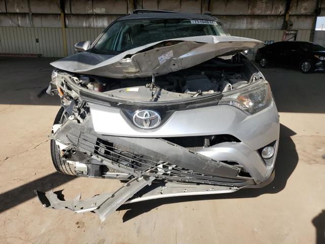 Photo 4 VIN: 2T3RFREV6GW485880 - TOYOTA RAV4 XLE 