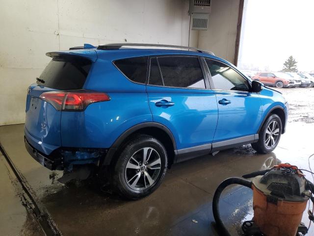 Photo 2 VIN: 2T3RFREV6HW555945 - TOYOTA RAV4 XLE 