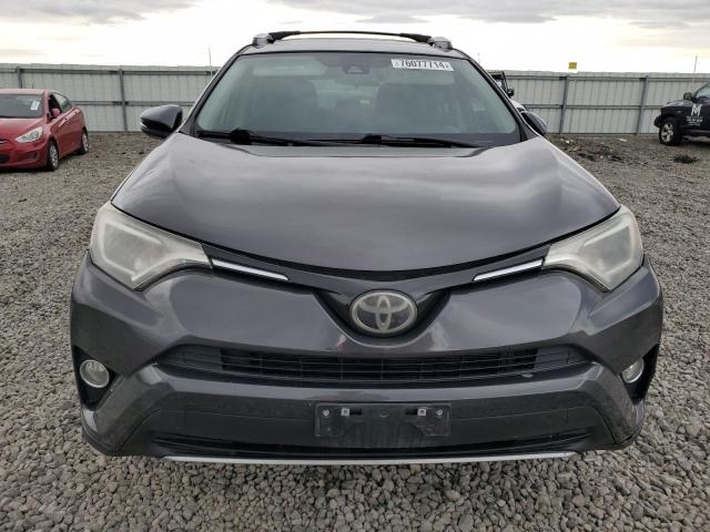 Photo 4 VIN: 2T3RFREV6HW556805 - TOYOTA RAV4 XLE 