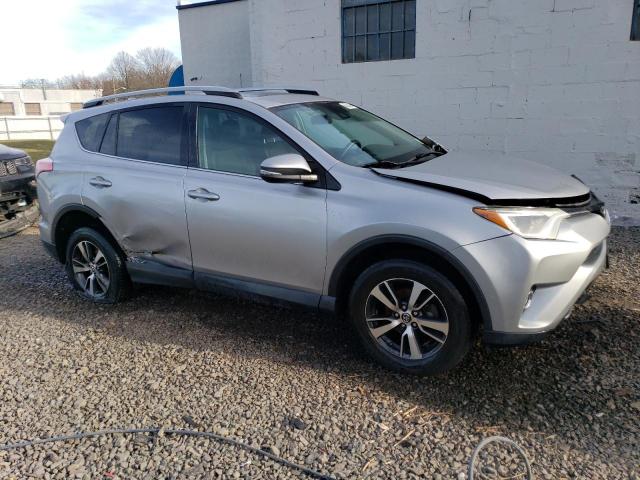 Photo 3 VIN: 2T3RFREV6HW644673 - TOYOTA RAV4 