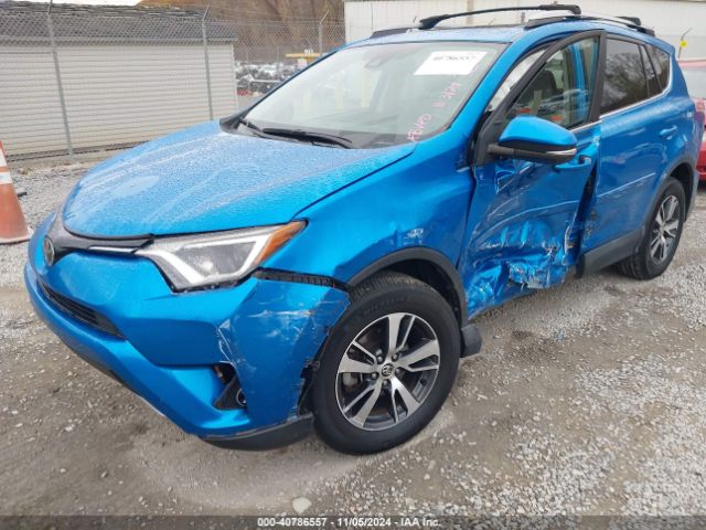 Photo 1 VIN: 2T3RFREV6HW665586 - TOYOTA RAV4 