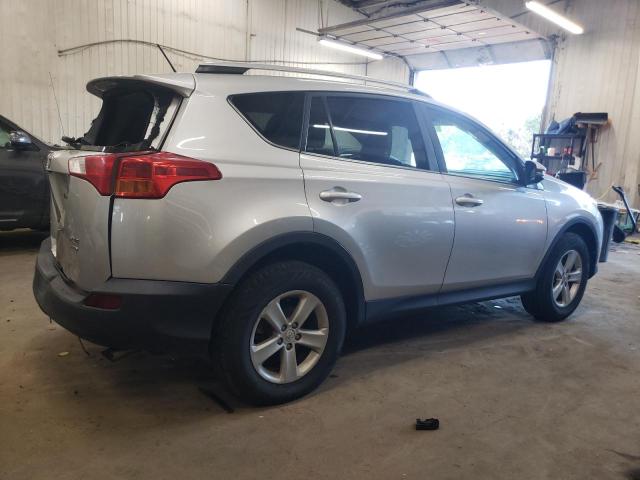 Photo 2 VIN: 2T3RFREV7DW015269 - TOYOTA RAV4 XLE 