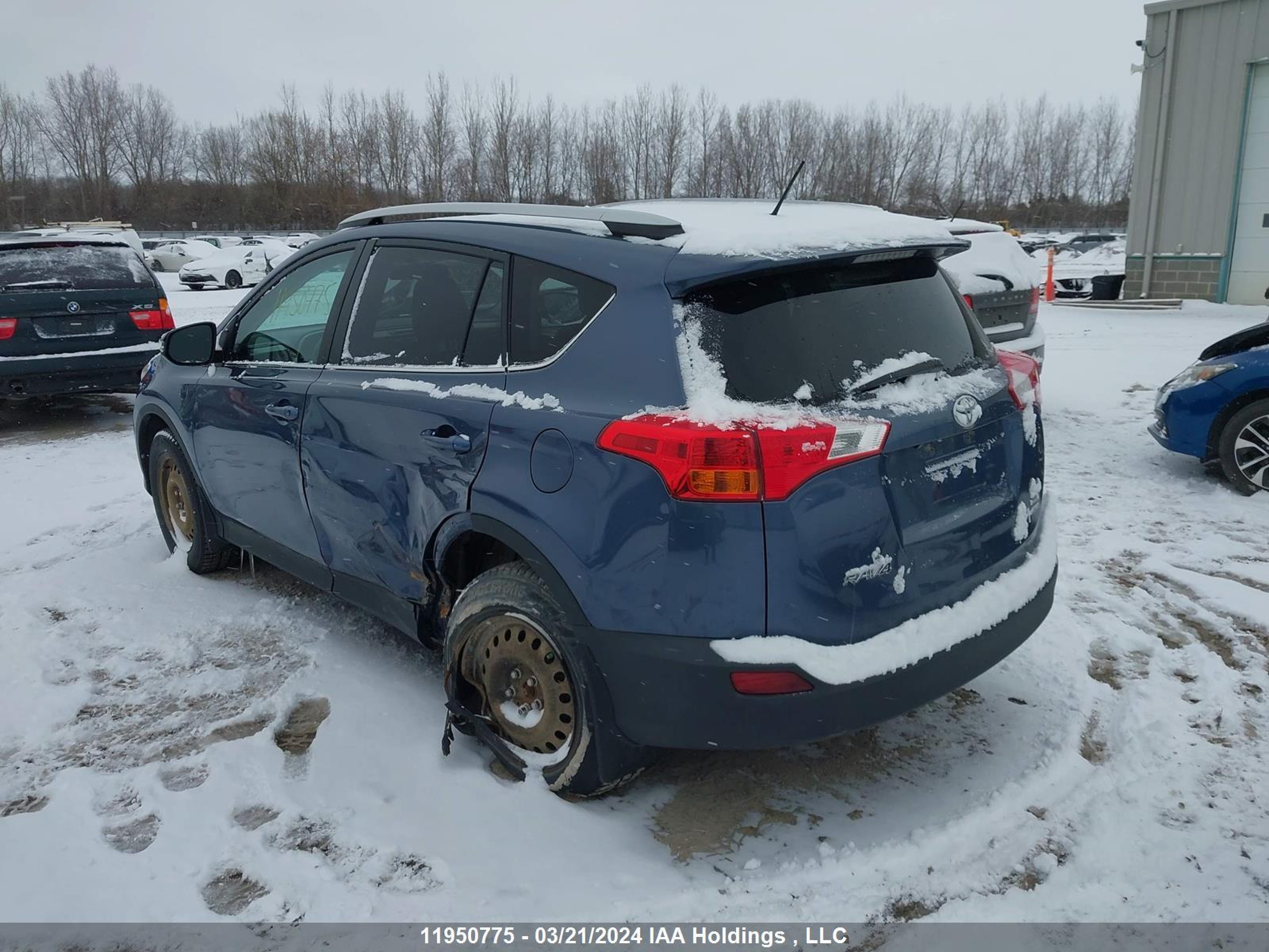 Photo 2 VIN: 2T3RFREV7DW093020 - TOYOTA RAV 4 