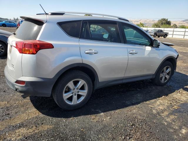 Photo 2 VIN: 2T3RFREV7EW157817 - TOYOTA RAV4 XLE 