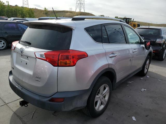 Photo 3 VIN: 2T3RFREV7EW196777 - TOYOTA RAV4 XLE 