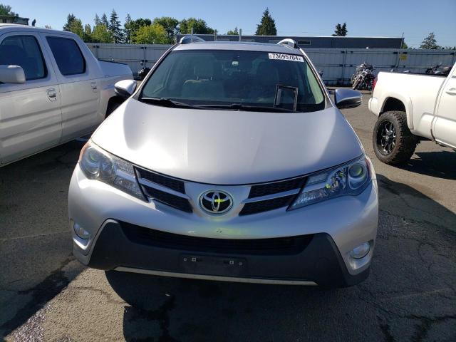 Photo 4 VIN: 2T3RFREV7FW239452 - TOYOTA RAV4 XLE 