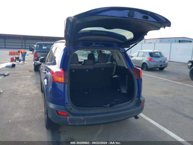 Photo 2 VIN: 2T3RFREV7FW242481 - TOYOTA RAV4 XLE 