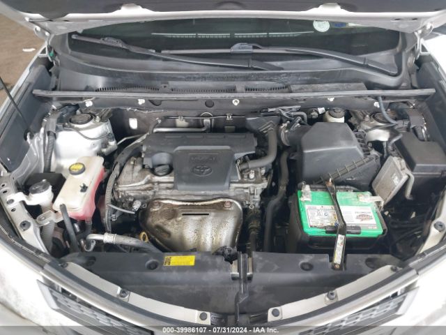 Photo 9 VIN: 2T3RFREV7FW309919 - TOYOTA RAV4 