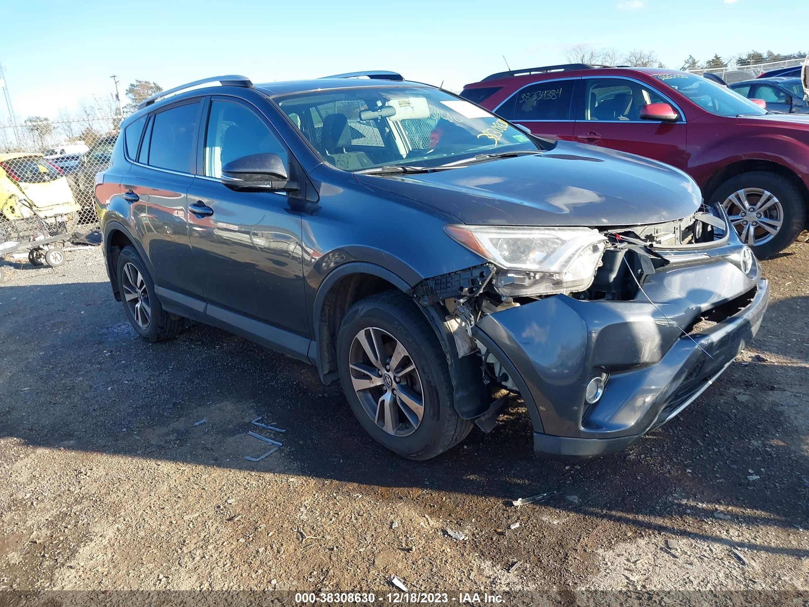 Photo 0 VIN: 2T3RFREV7GW465962 - TOYOTA RAV 4 