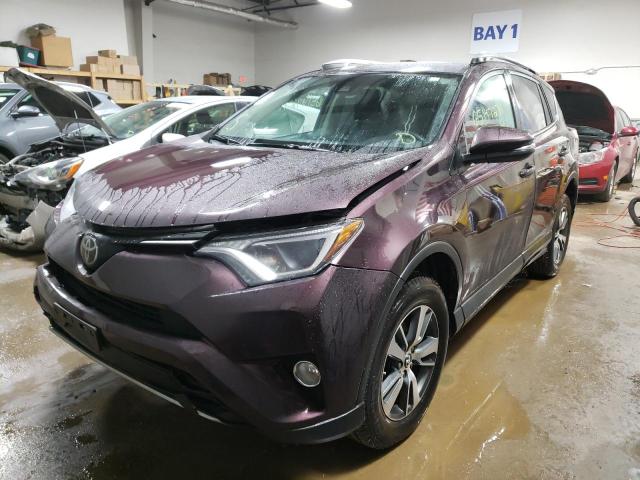 Photo 1 VIN: 2T3RFREV7HW574455 - TOYOTA RAV4 XLE 