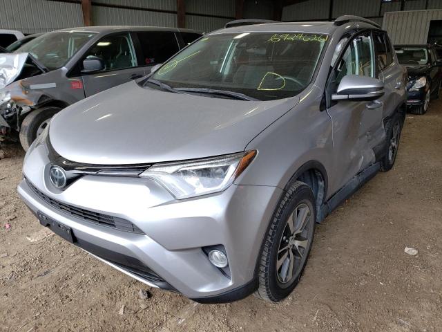 Photo 1 VIN: 2T3RFREV7HW679562 - TOYOTA RAV4 XLE 