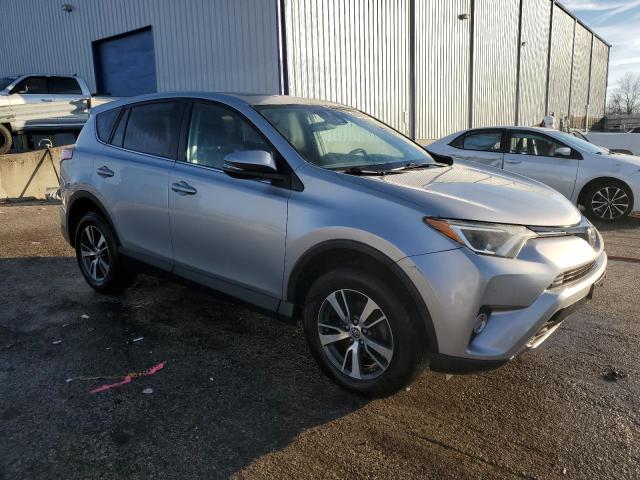 Photo 3 VIN: 2T3RFREV7JW705647 - TOYOTA RAV4 ADVEN 