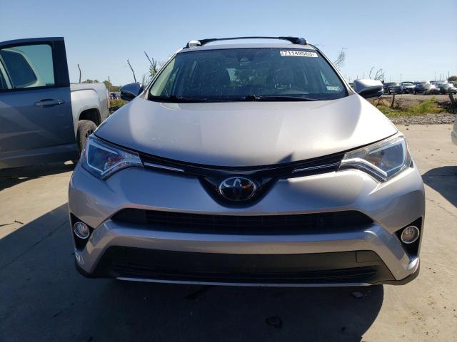 Photo 4 VIN: 2T3RFREV7JW706426 - TOYOTA RAV4 