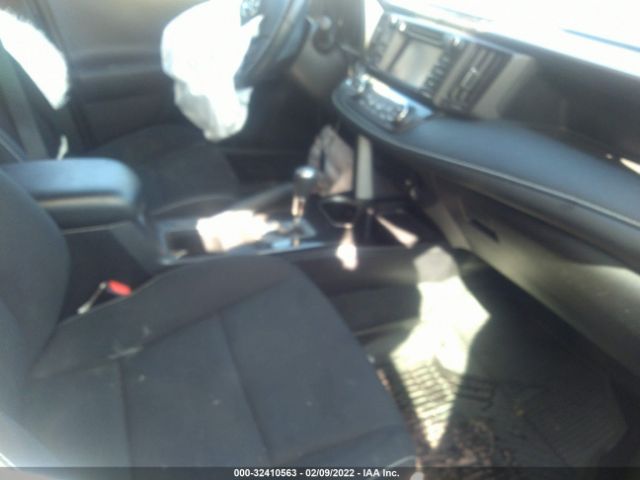 Photo 4 VIN: 2T3RFREV7JW726594 - TOYOTA RAV4 