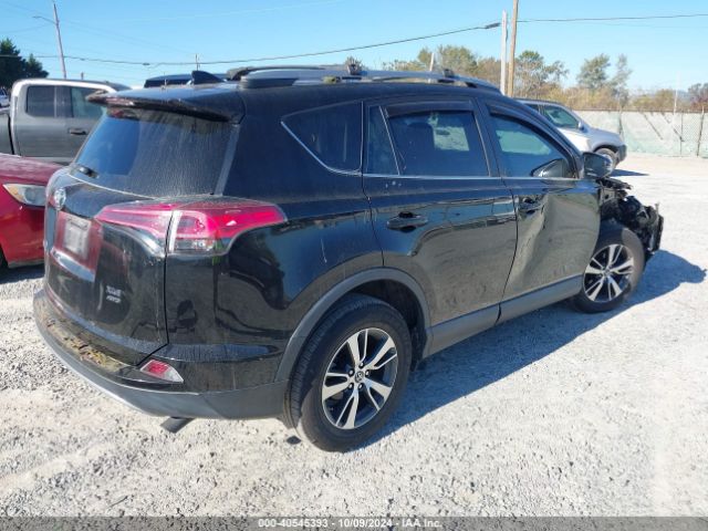 Photo 3 VIN: 2T3RFREV7JW734811 - TOYOTA RAV4 