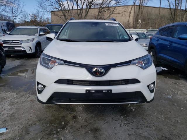 Photo 4 VIN: 2T3RFREV7JW779036 - TOYOTA RAV4 