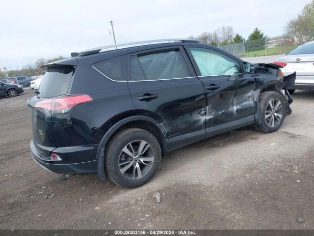 Photo 3 VIN: 2T3RFREV7JW781921 - TOYOTA RAV4 