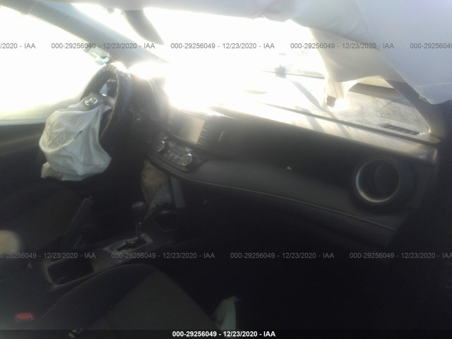 Photo 4 VIN: 2T3RFREV7JW796886 - TOYOTA RAV4 