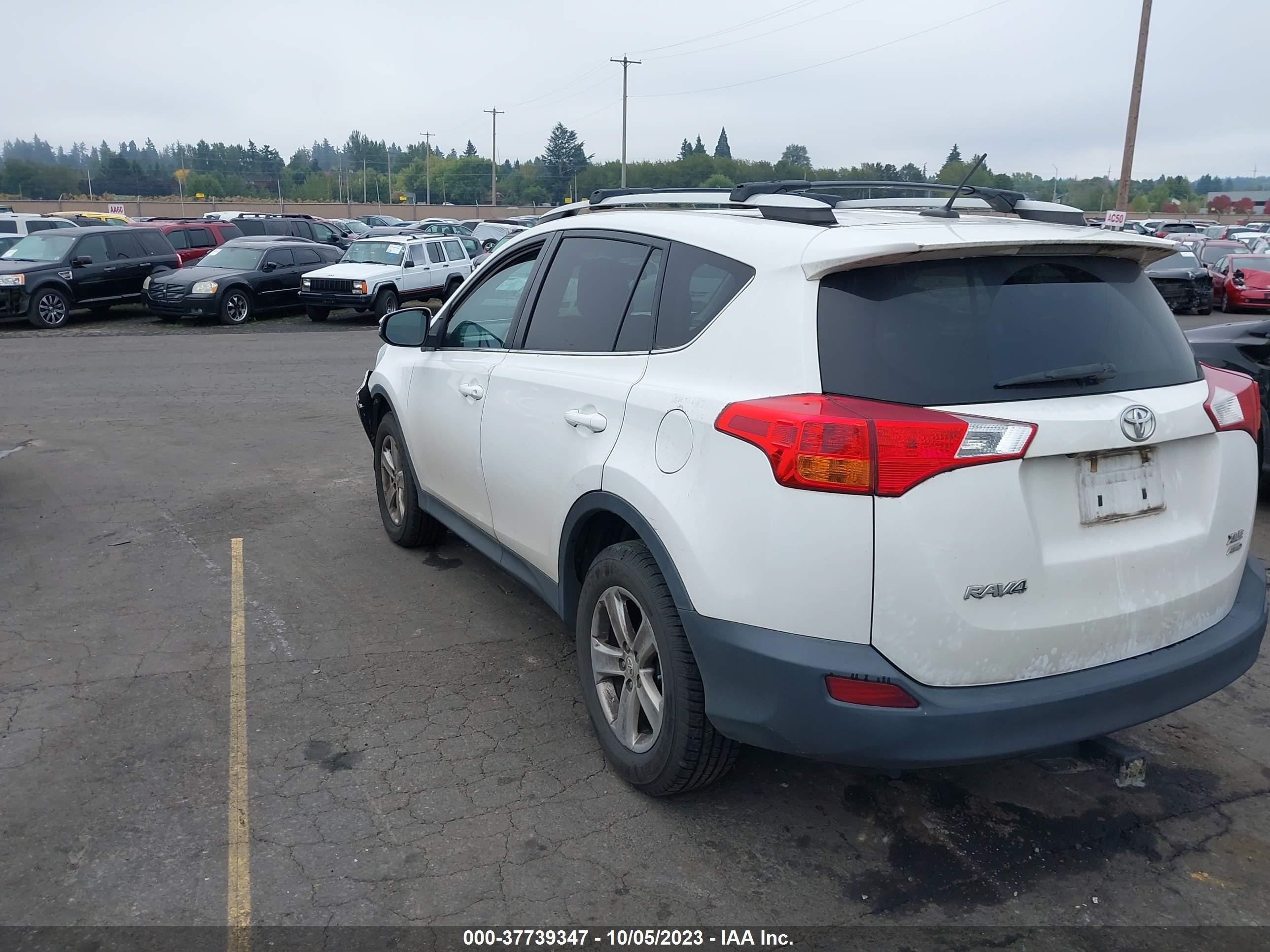 Photo 2 VIN: 2T3RFREV8DW118765 - TOYOTA RAV 4 