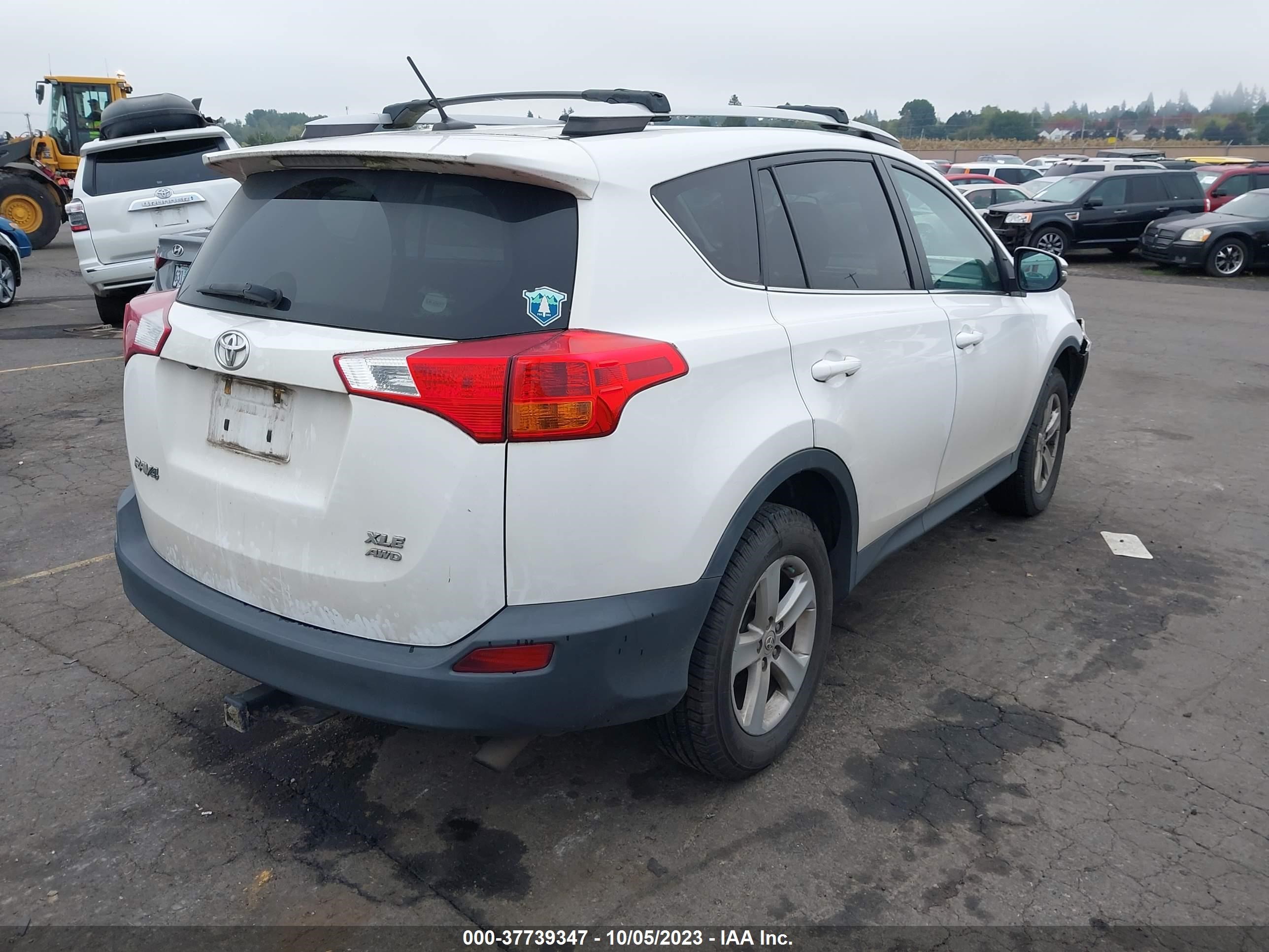 Photo 3 VIN: 2T3RFREV8DW118765 - TOYOTA RAV 4 