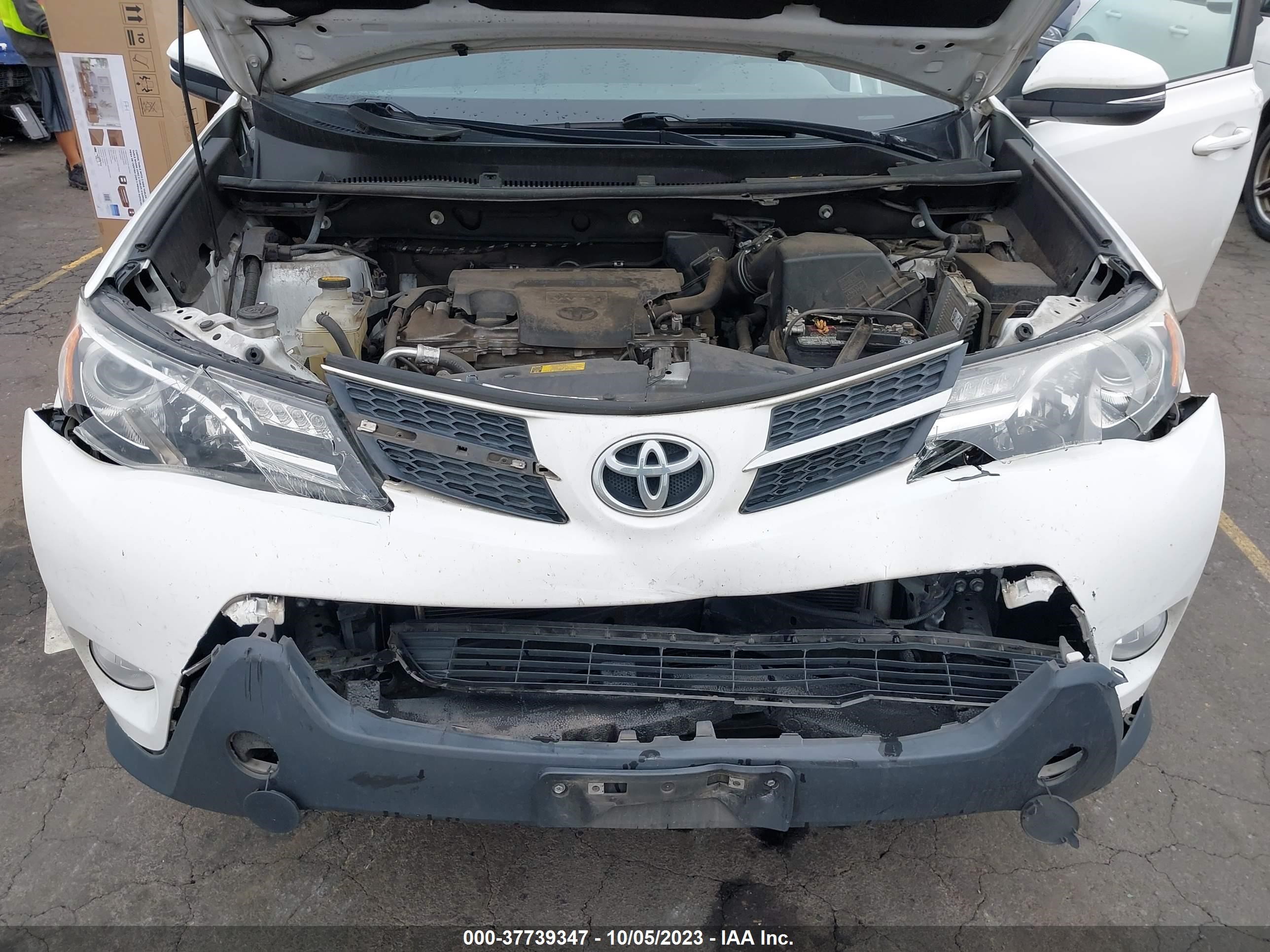 Photo 5 VIN: 2T3RFREV8DW118765 - TOYOTA RAV 4 