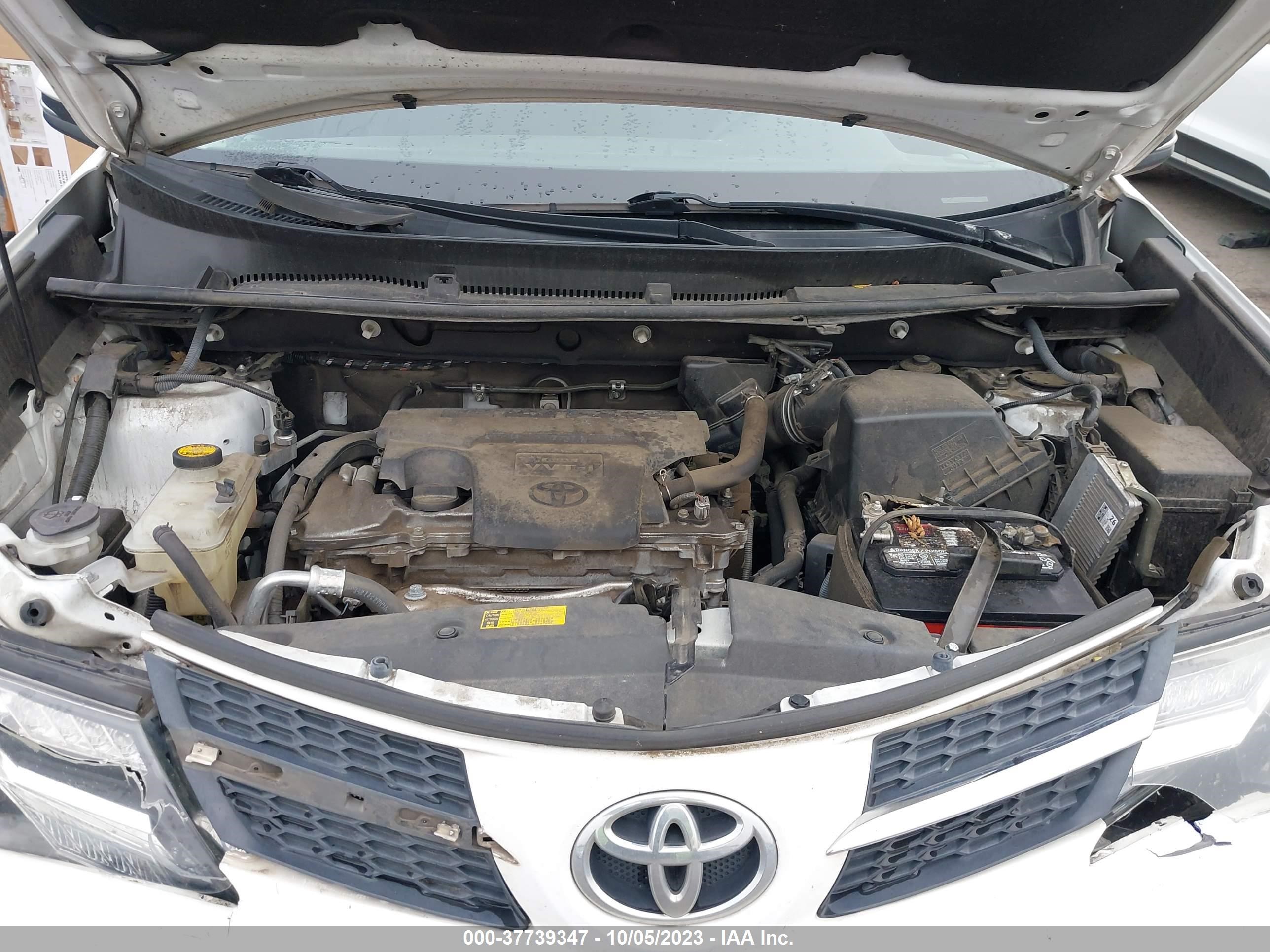 Photo 9 VIN: 2T3RFREV8DW118765 - TOYOTA RAV 4 