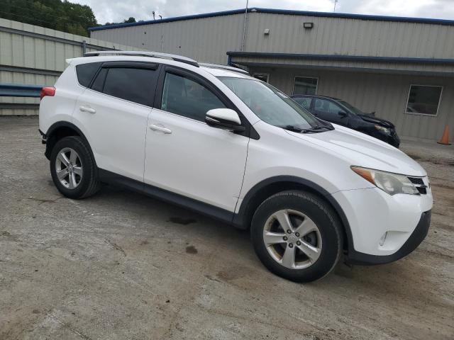 Photo 3 VIN: 2T3RFREV8DW123786 - TOYOTA RAV4 XLE 