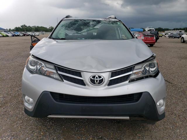 Photo 4 VIN: 2T3RFREV8FW285999 - TOYOTA RAV4 XLE 