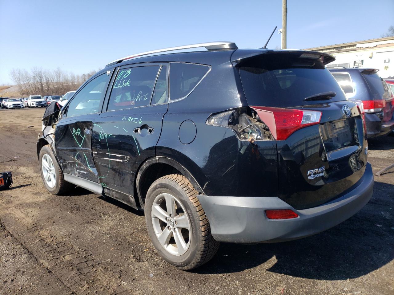 Photo 1 VIN: 2T3RFREV8FW333629 - TOYOTA RAV 4 