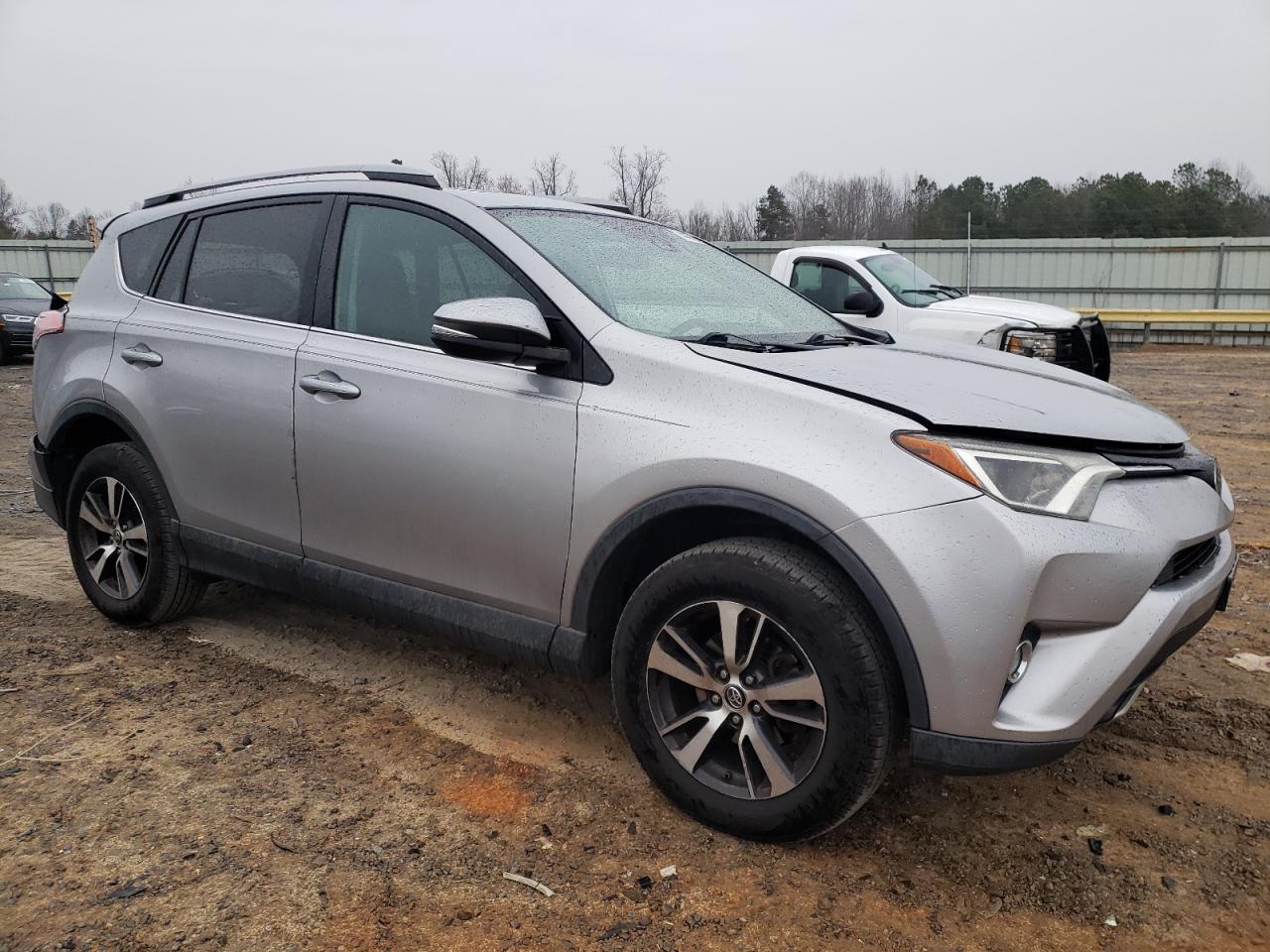 Photo 3 VIN: 2T3RFREV8HW613831 - TOYOTA RAV 4 