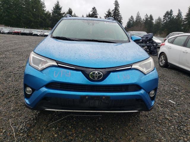 Photo 4 VIN: 2T3RFREV8HW616230 - TOYOTA RAV4 XLE 