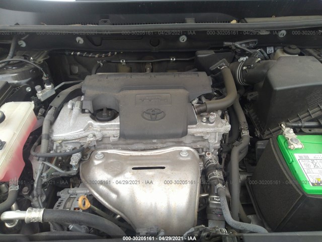 Photo 9 VIN: 2T3RFREV8HW622271 - TOYOTA RAV4 