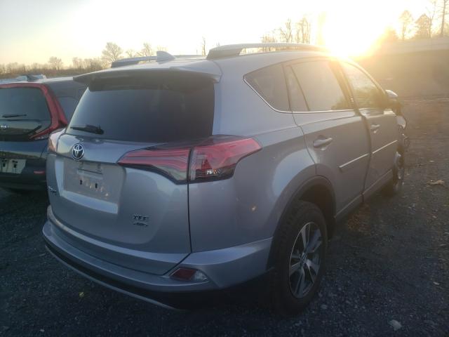 Photo 3 VIN: 2T3RFREV8JW696067 - TOYOTA RAV4 ADVEN 