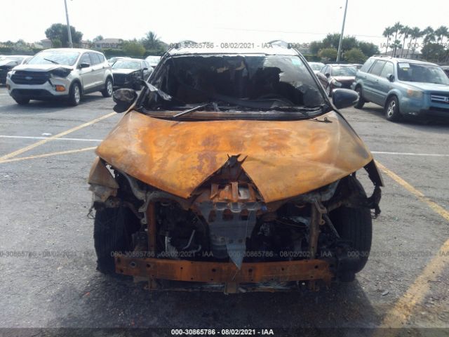 Photo 5 VIN: 2T3RFREV8JW704684 - TOYOTA RAV4 