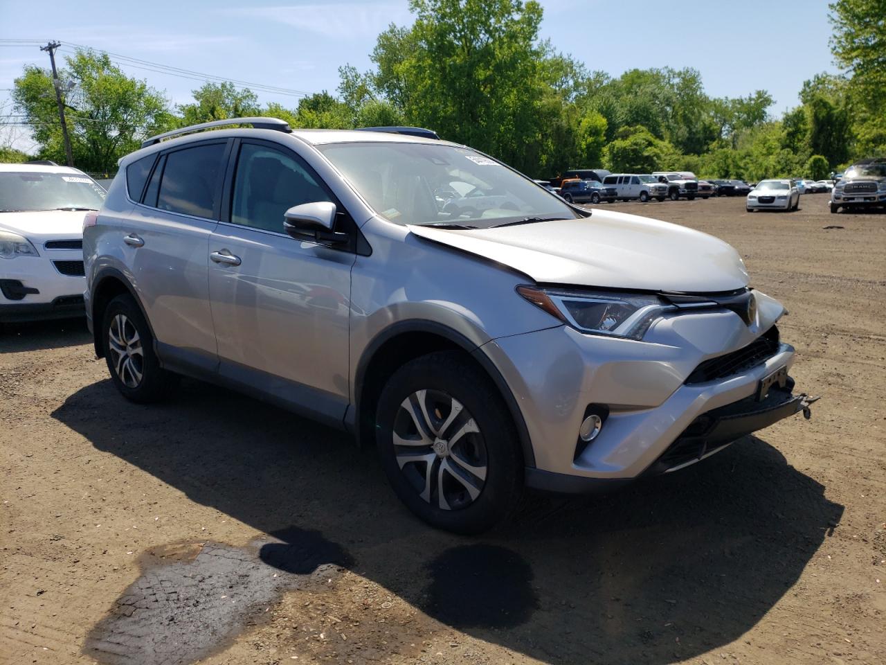 Photo 3 VIN: 2T3RFREV8JW712963 - TOYOTA RAV 4 