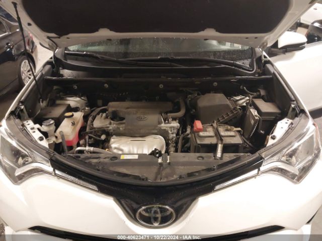 Photo 9 VIN: 2T3RFREV8JW723560 - TOYOTA RAV4 