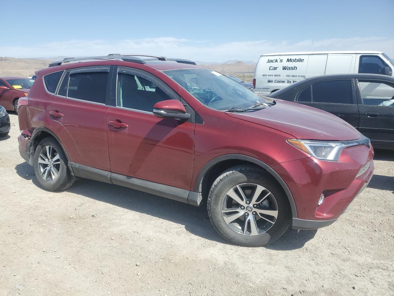 Photo 3 VIN: 2T3RFREV8JW784357 - TOYOTA RAV 4 